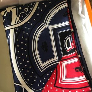 Authentic Hermès scarf Washington’s Carriage Cut